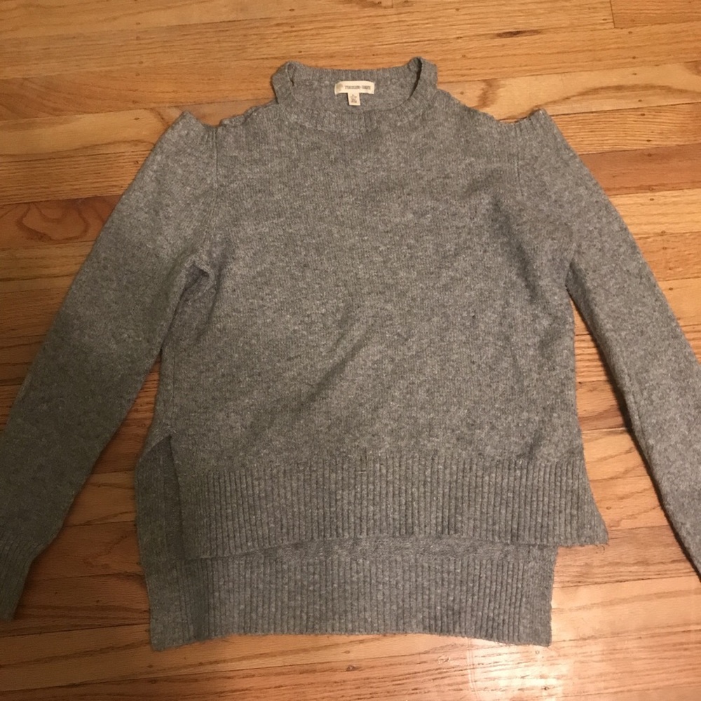 Tucker and Tate grey cold shoulder sweater